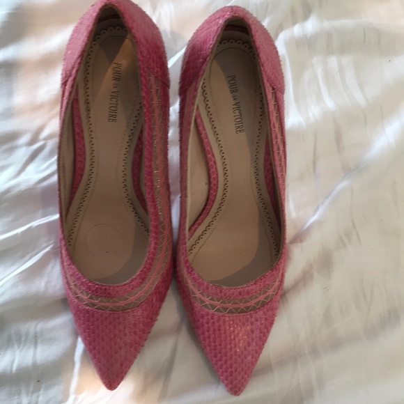 Pink Pour la Victoria Pumps - Picture 5 of 5